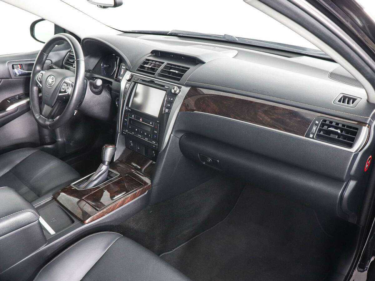 Купить Toyota Camry с пробегом. Фото: #9