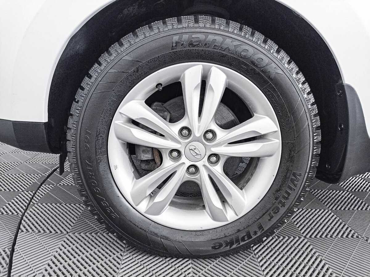 Купить Hyundai ix35 с пробегом. Фото: #16
