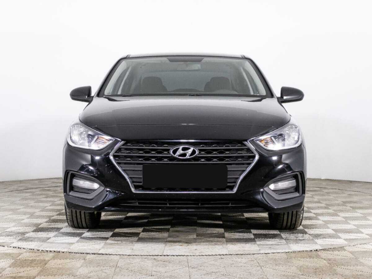 Купить Hyundai Solaris с пробегом. Фото: #1