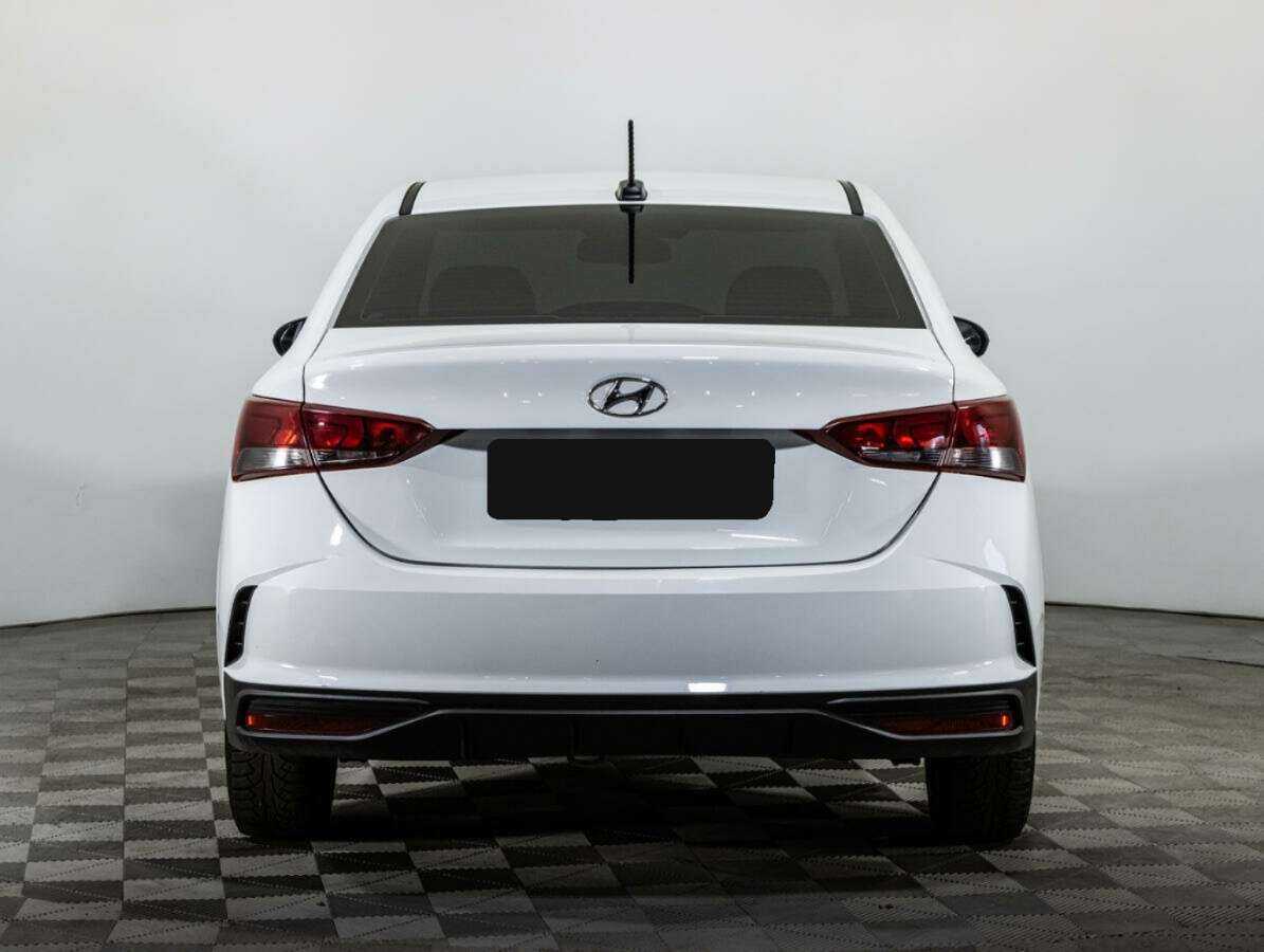 Купить Hyundai Solaris с пробегом. Фото: #5