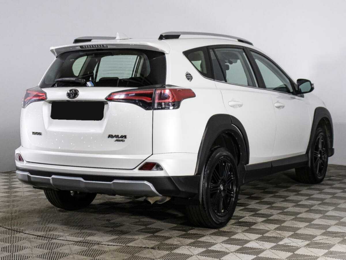 Купить Toyota RAV4 с пробегом. Фото: #4