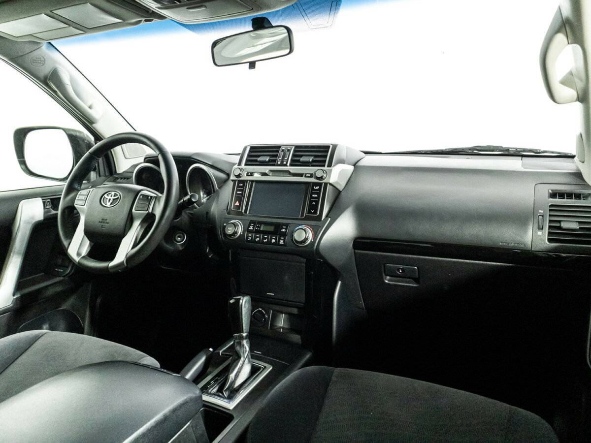 Купить Toyota Land Cruiser Prado с пробегом. Фото: #7