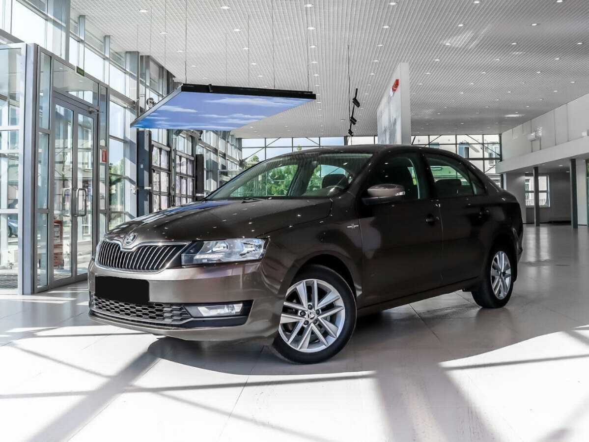 Купить Skoda Rapid с пробегом. Посмотреть фото