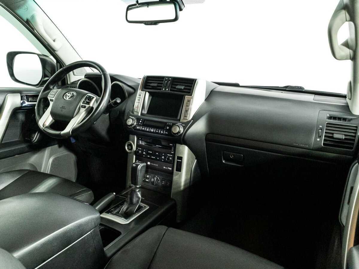 Купить Toyota Land Cruiser Prado с пробегом. Фото: #7