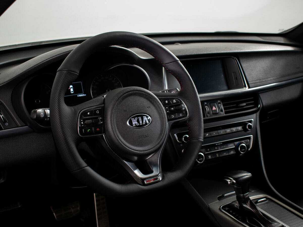 Купить Kia Optima с пробегом. Фото: #7