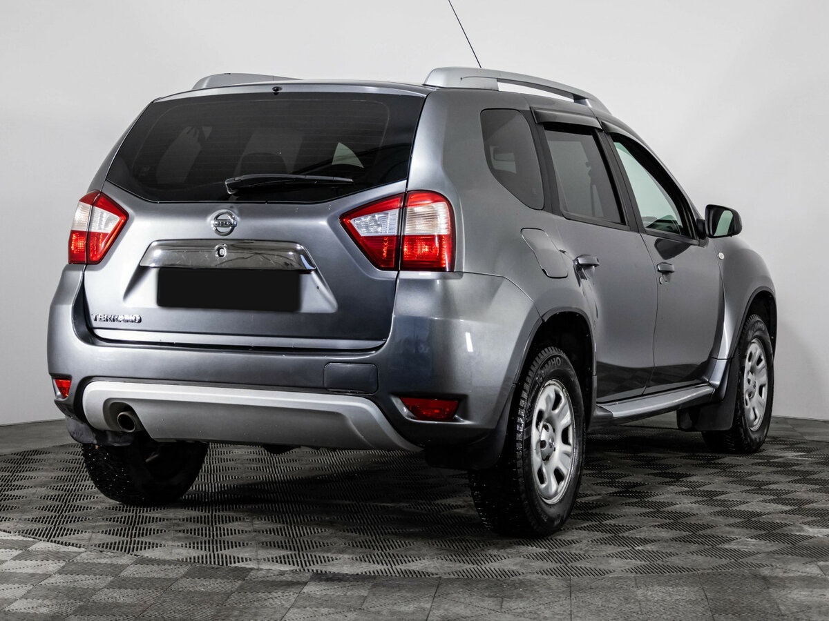 Купить Nissan Terrano с пробегом. Фото: #3