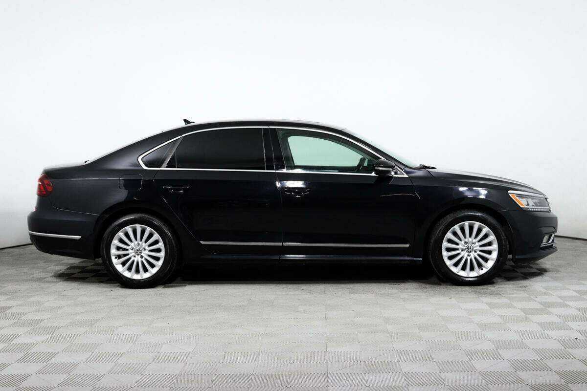Купить Volkswagen Passat с пробегом. Фото: #3