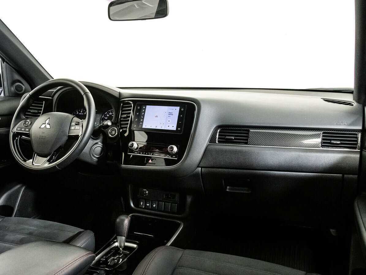 Купить Mitsubishi Outlander с пробегом. Фото: #8