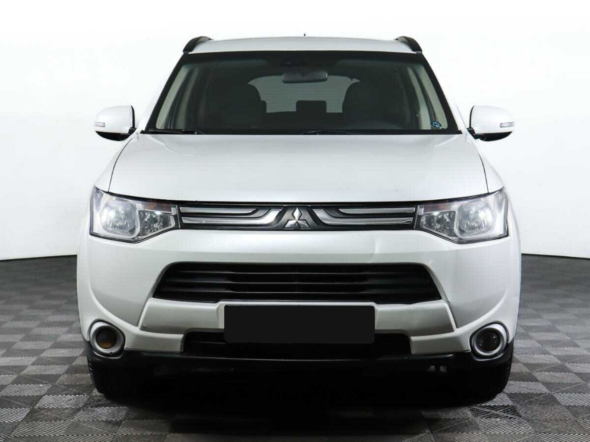 Купить Mitsubishi Outlander с пробегом. Посмотреть фото