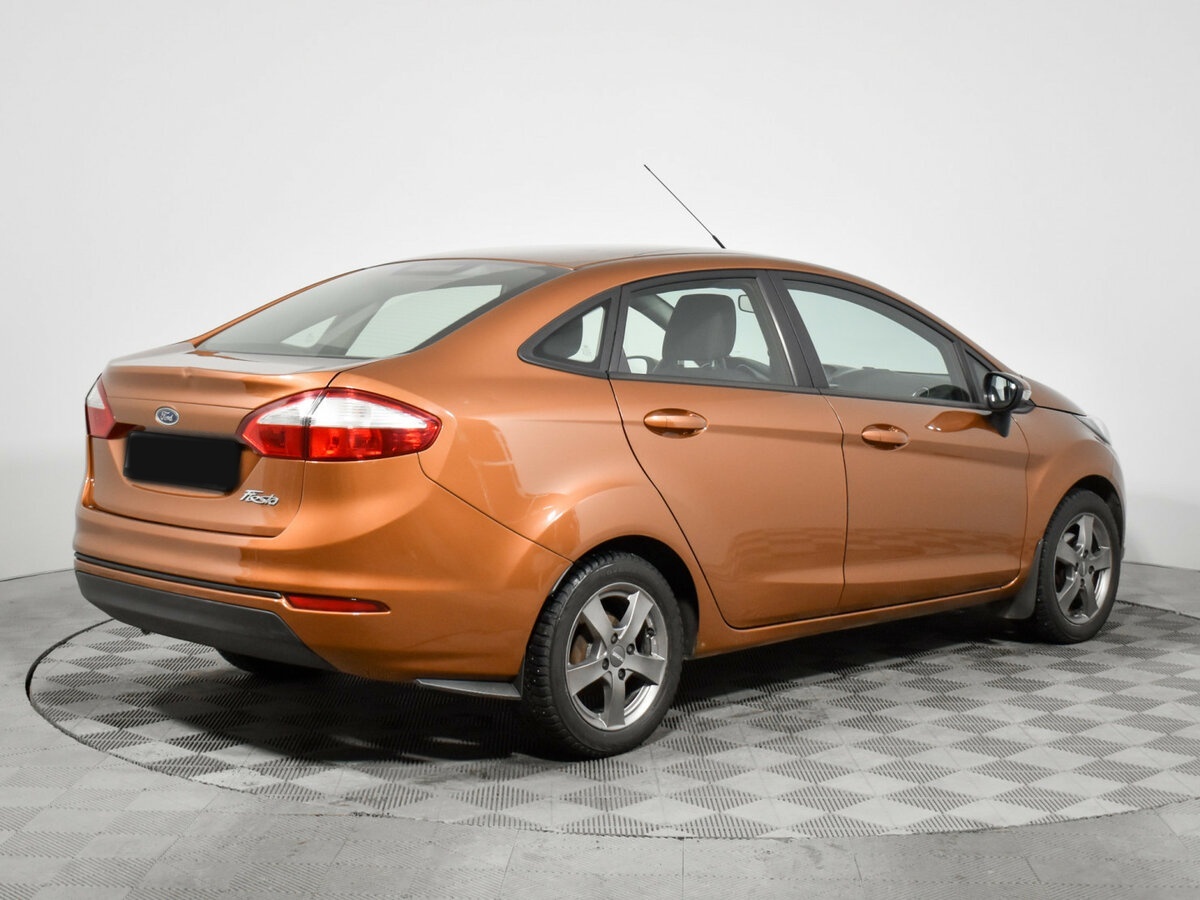 Купить Ford Fiesta с пробегом. Фото: #4