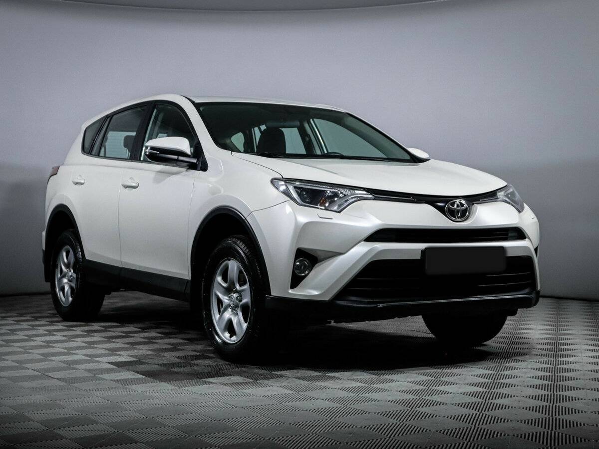 Купить Toyota RAV4 с пробегом. Фото: #2