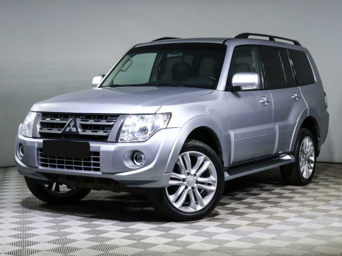 Купить Mitsubishi Pajero с пробегом. Посмотреть фото