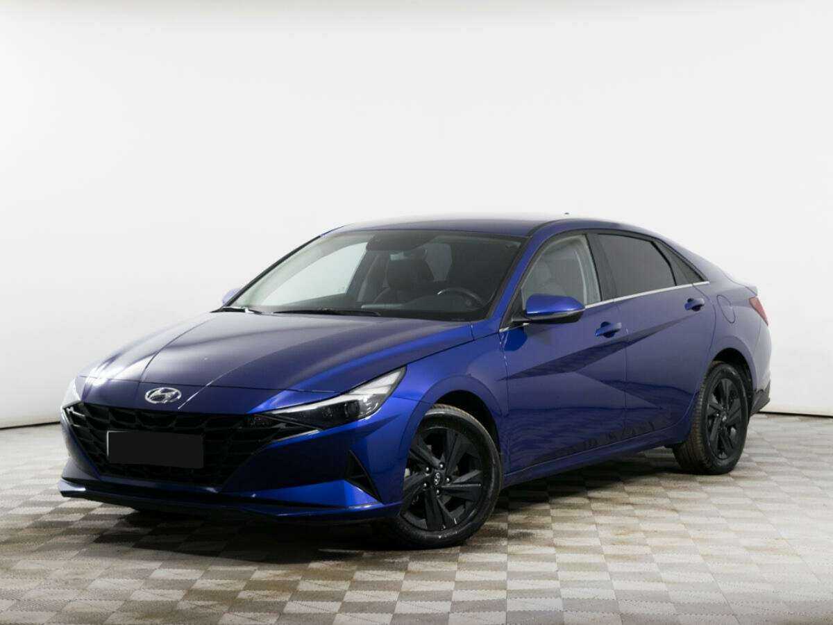 Купить Hyundai Elantra с пробегом. Посмотреть фото