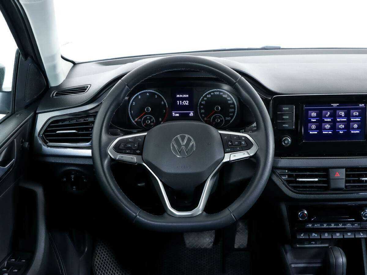 Купить Volkswagen Polo с пробегом. Фото: #13