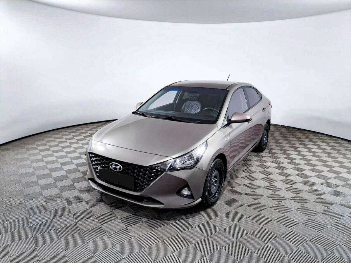 Купить Hyundai Solaris с пробегом. Посмотреть фото