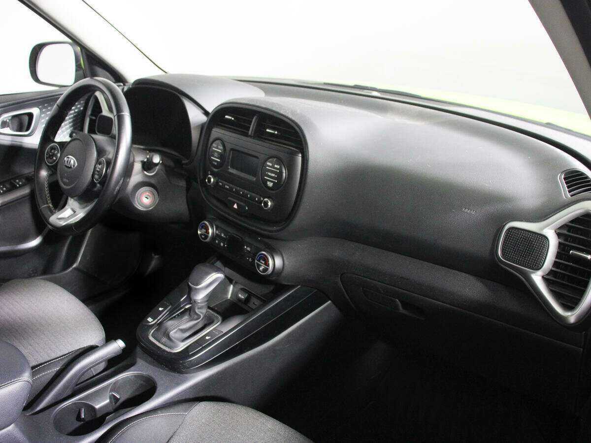 Купить Kia Soul с пробегом. Фото: #8