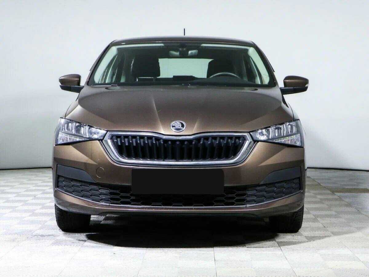 Купить Skoda Rapid с пробегом. Фото: #1