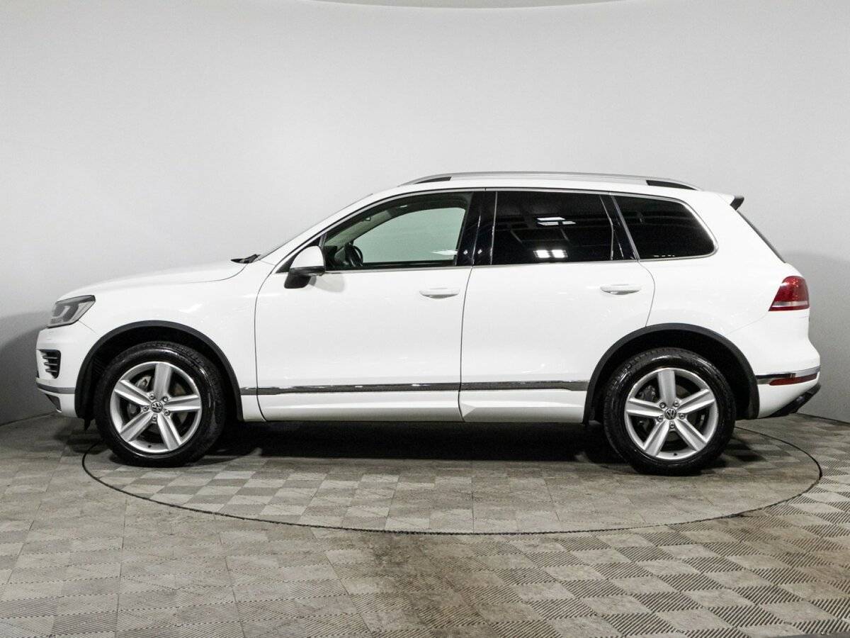 Купить Volkswagen Touareg с пробегом. Фото: #7