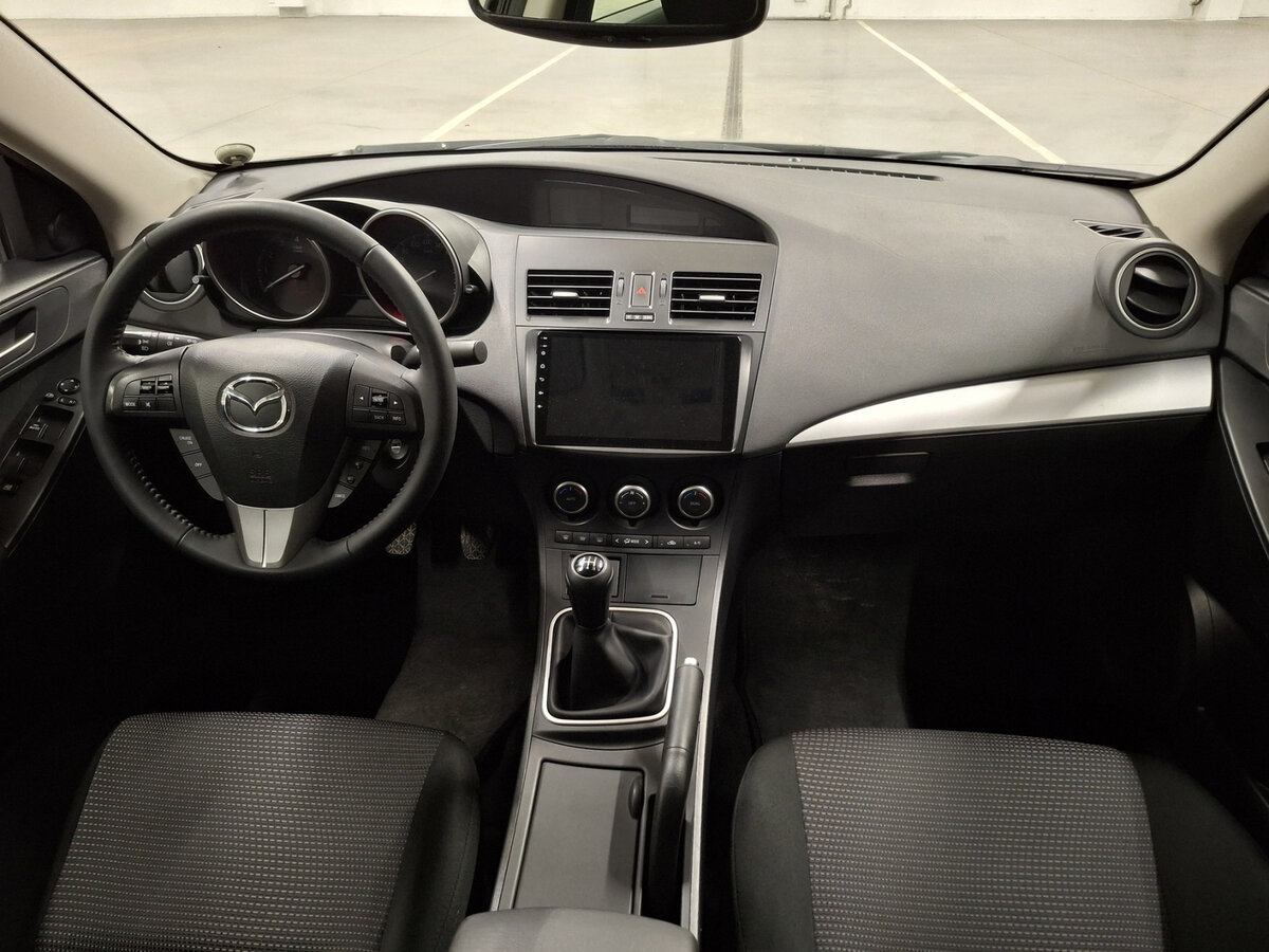 Купить Mazda 3 с пробегом. Фото: #13