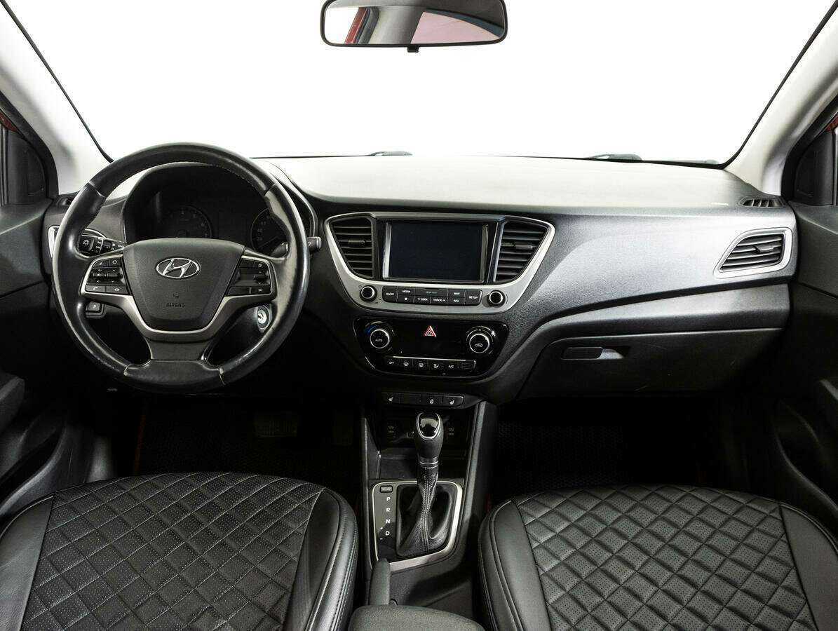 Купить Hyundai Solaris с пробегом. Фото: #12
