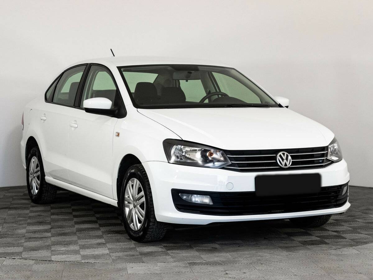 Купить Volkswagen Polo с пробегом. Фото: #2