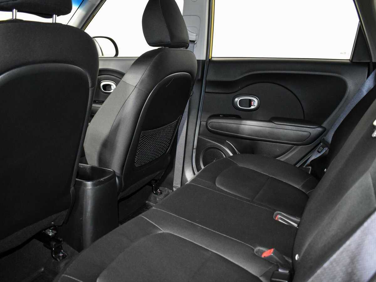 Купить Kia Soul с пробегом. Фото: #9