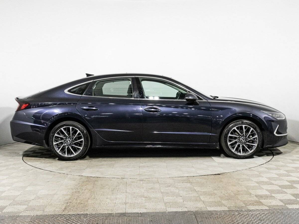 Купить Hyundai Sonata с пробегом. Фото: #3