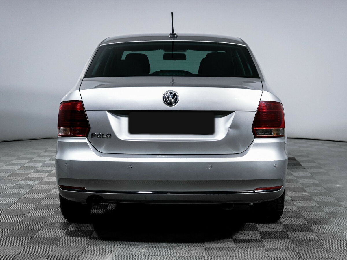 Купить Volkswagen Polo с пробегом. Фото: #4