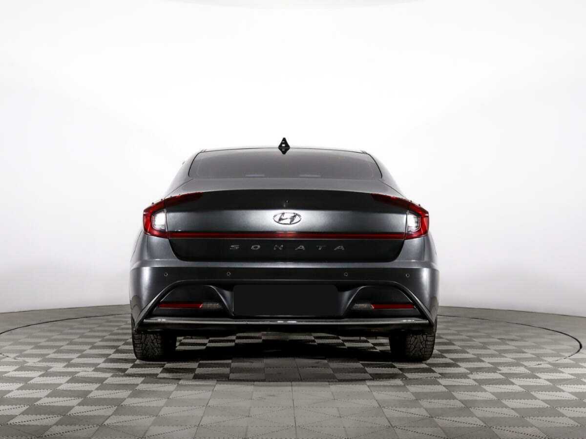 Купить Hyundai Sonata с пробегом. Фото: #3
