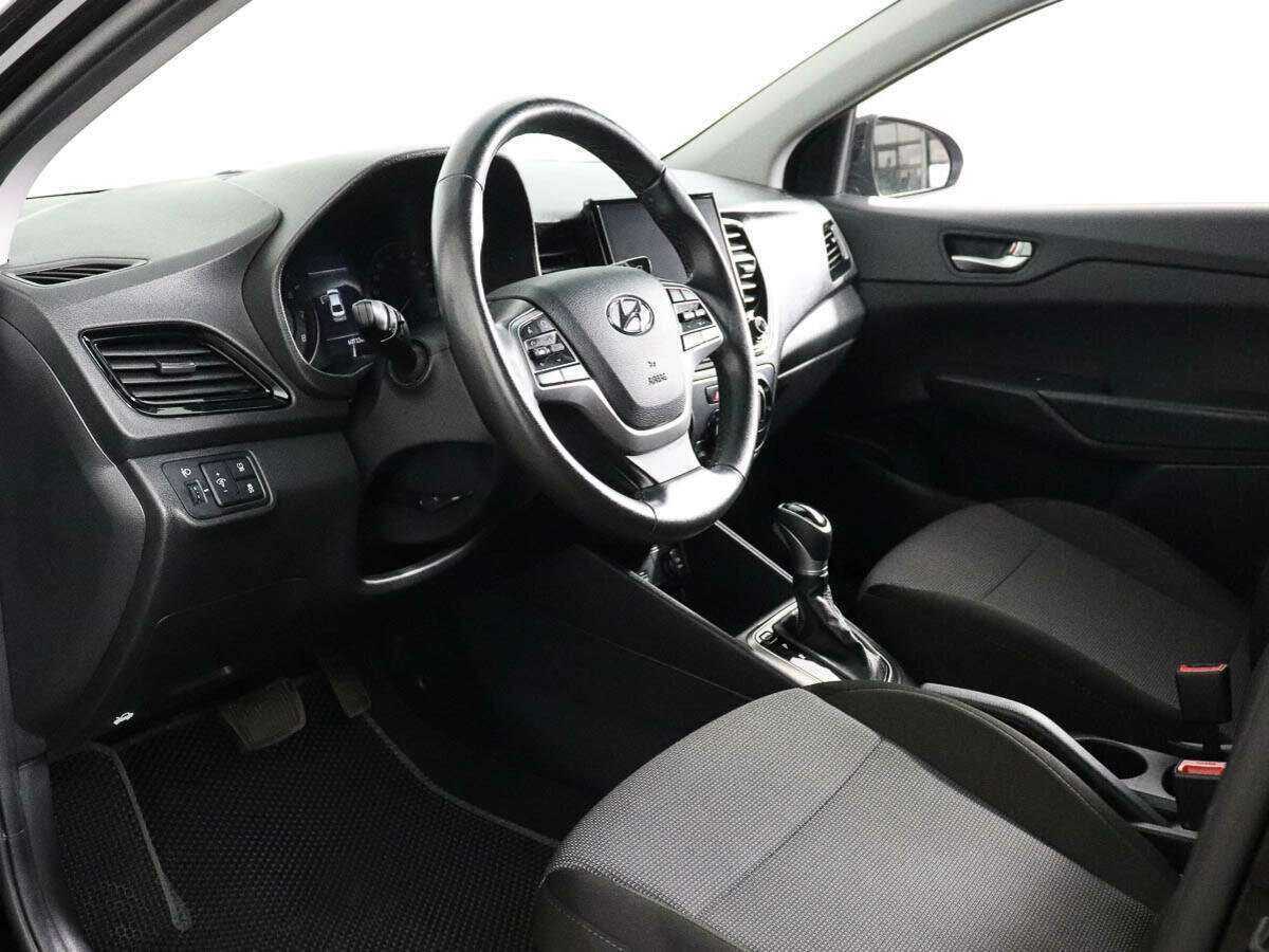 Купить Hyundai Solaris с пробегом. Фото: #7