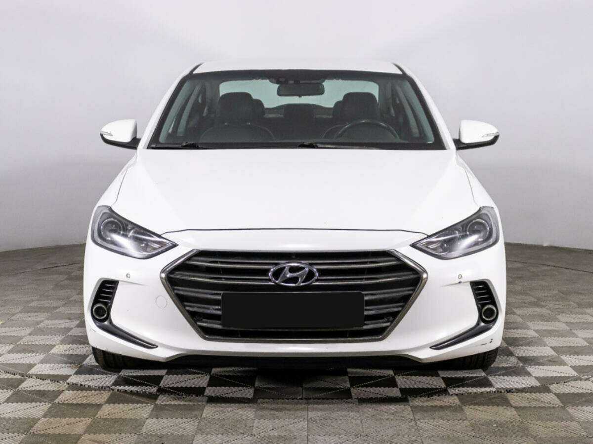 Купить Hyundai Elantra с пробегом. Фото: #1