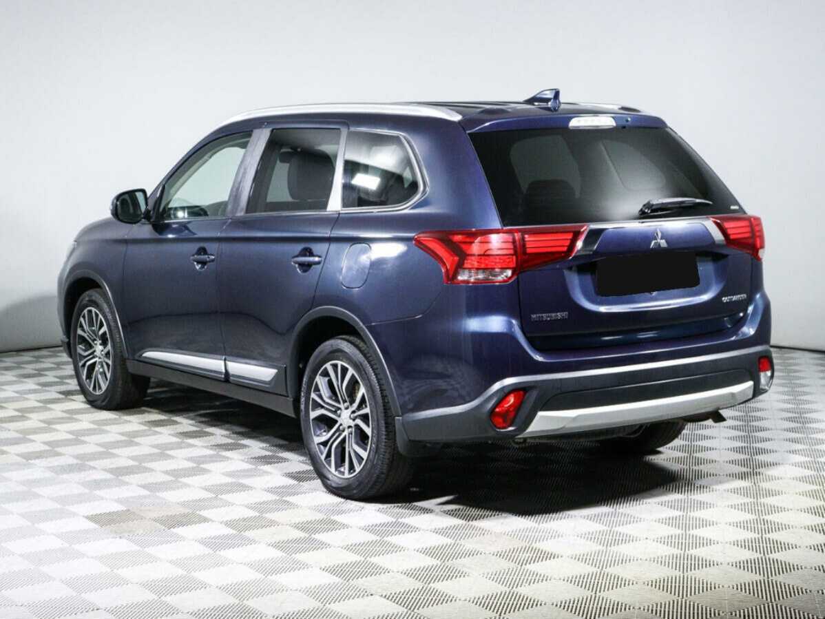 Купить Mitsubishi Outlander с пробегом. Фото: #5
