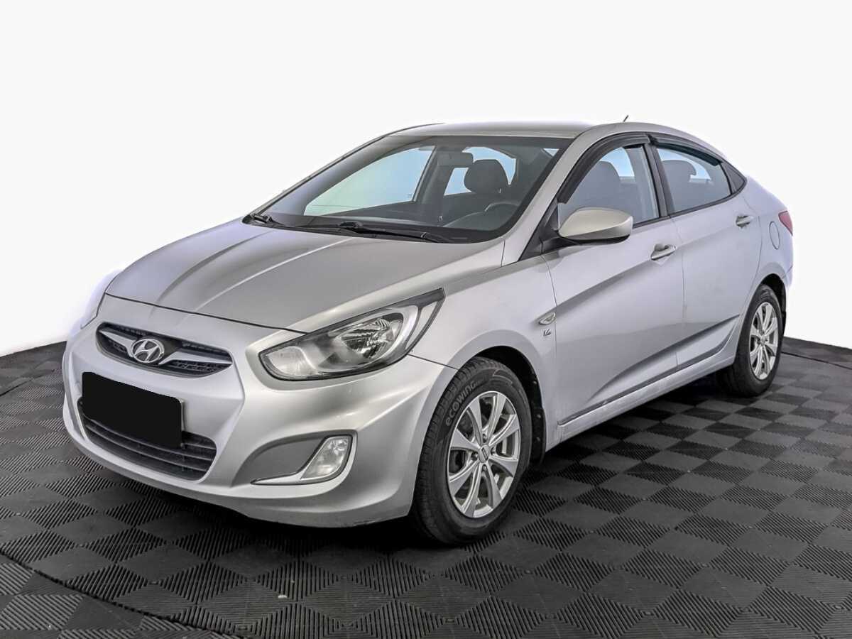 Купить Hyundai Solaris с пробегом. Посмотреть фото
