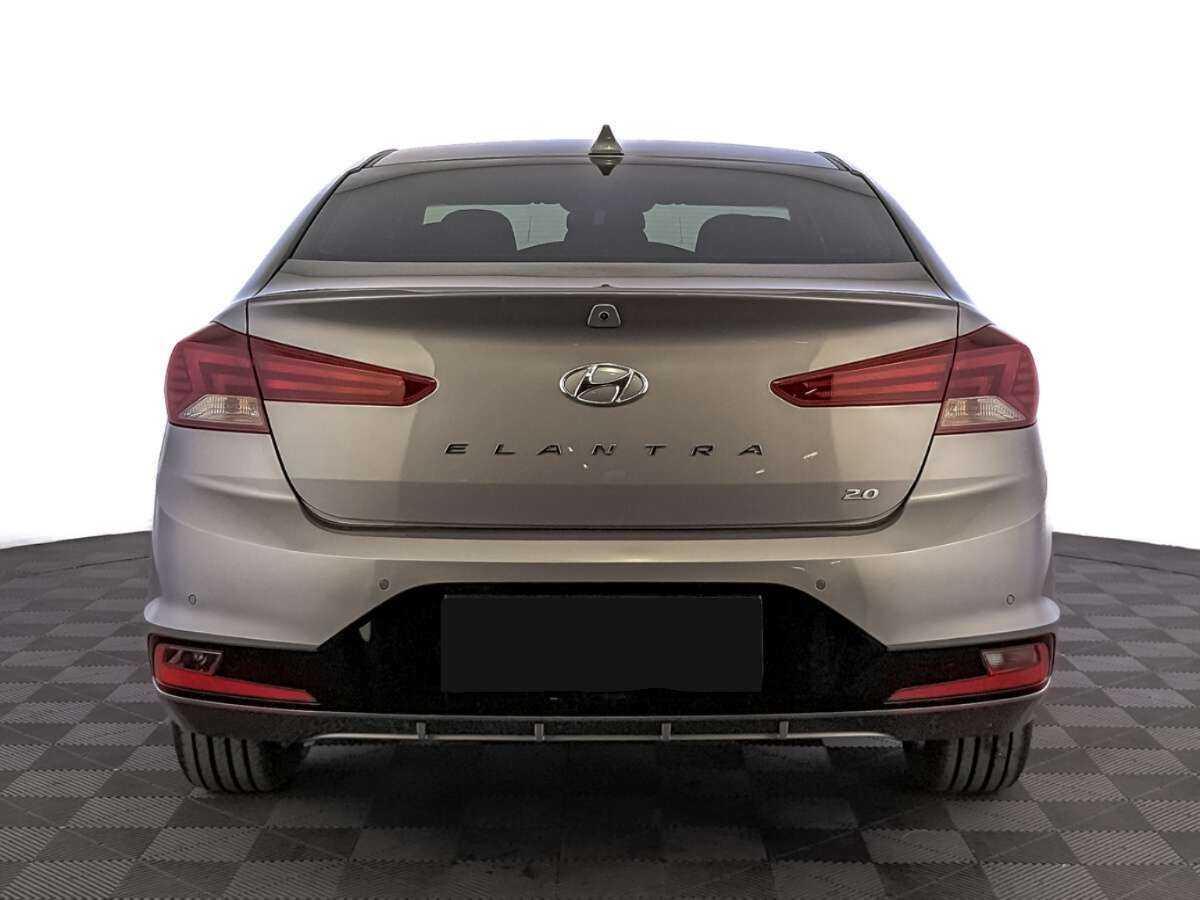 Купить Hyundai Elantra с пробегом. Фото: #5