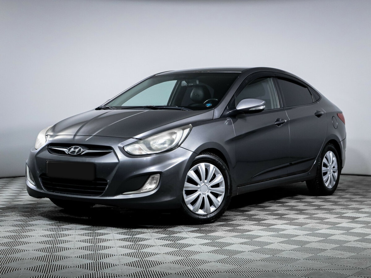 Купить Hyundai Solaris с пробегом. Посмотреть фото