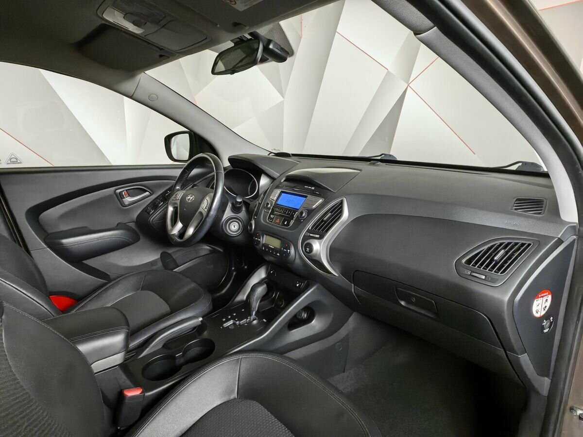 Купить Hyundai ix35 с пробегом. Фото: #6