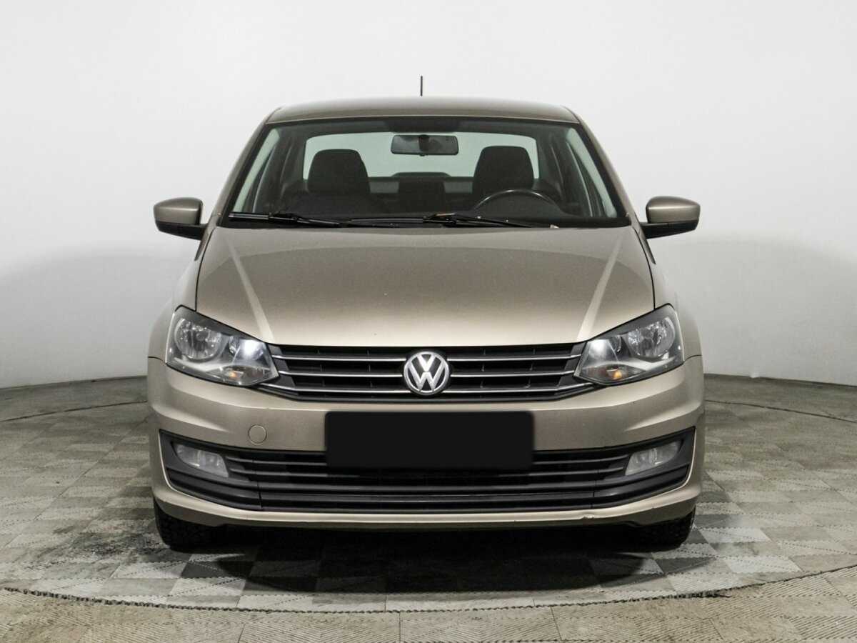 Купить Volkswagen Polo с пробегом. Фото: #1