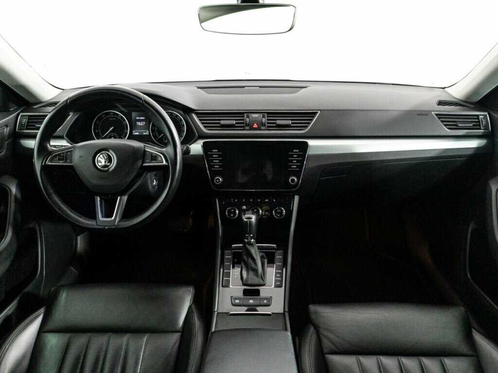Купить Skoda Superb с пробегом. Фото: #12