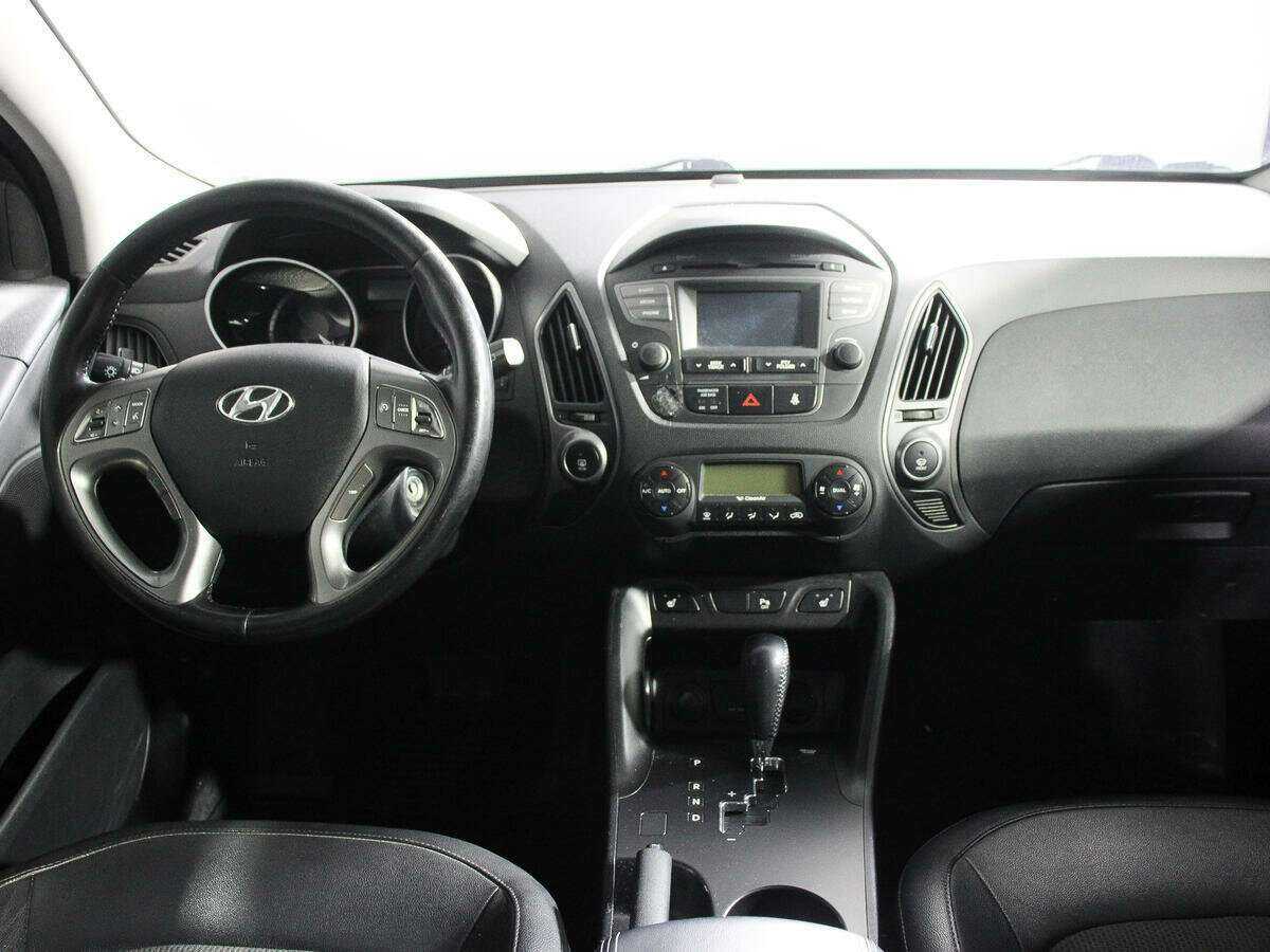 Купить Hyundai ix35 с пробегом. Фото: #9