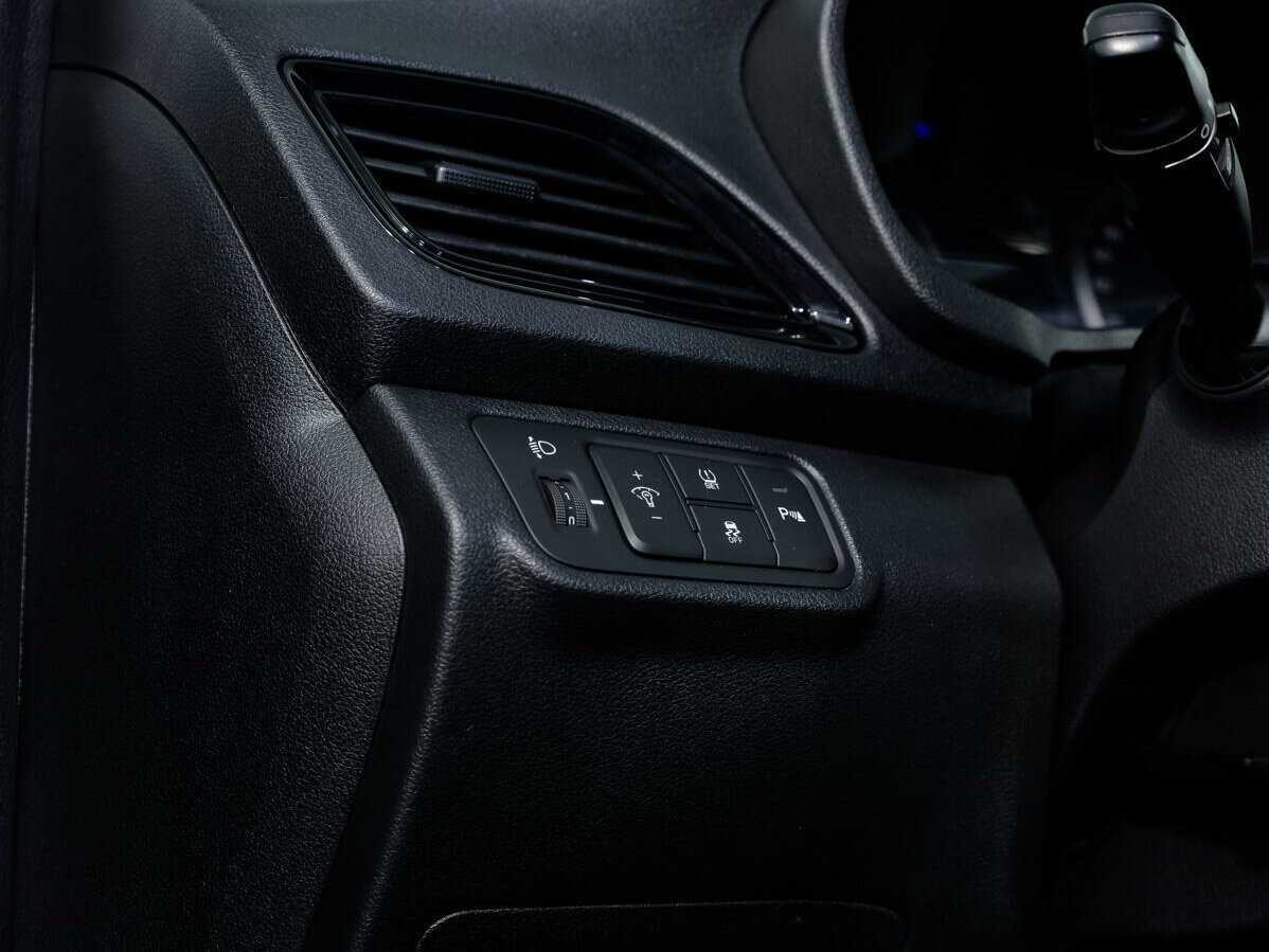 Купить Hyundai Solaris с пробегом. Фото: #20