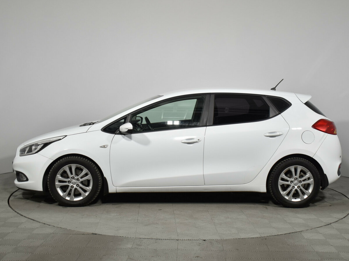 Купить Kia Ceed с пробегом. Фото: #7