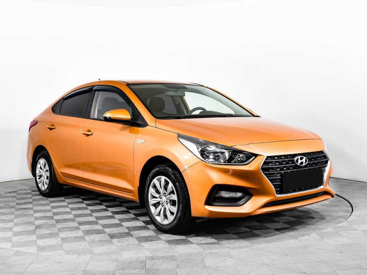 Купить Hyundai Solaris с пробегом. Фото: #2