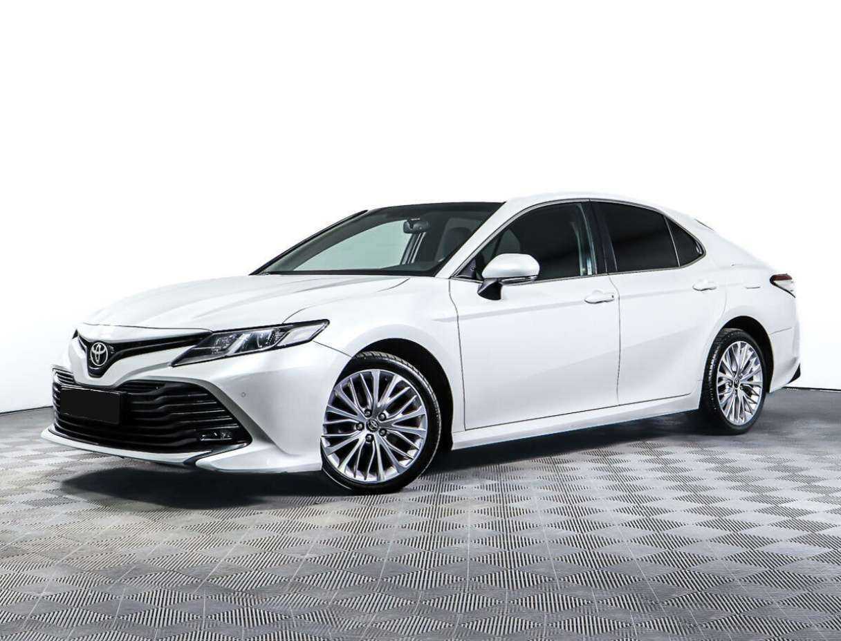 Купить Toyota Camry с пробегом. Фото: #0