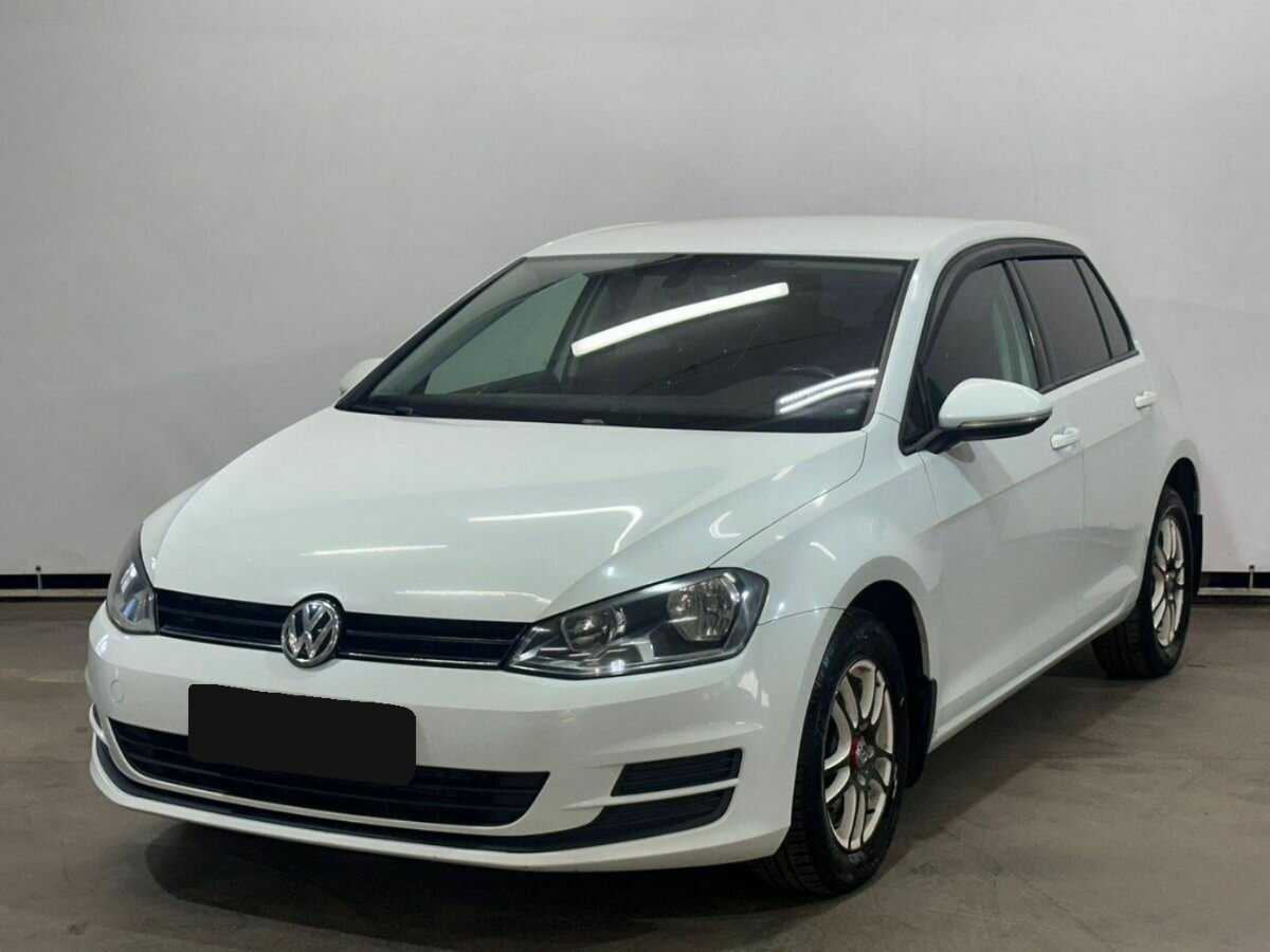 Купить Volkswagen Golf с пробегом. Посмотреть фото