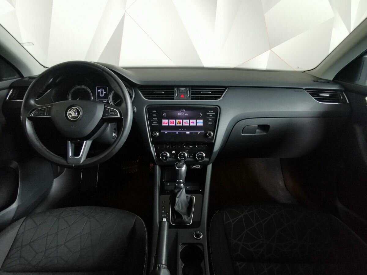 Купить Skoda Octavia с пробегом. Фото: #9