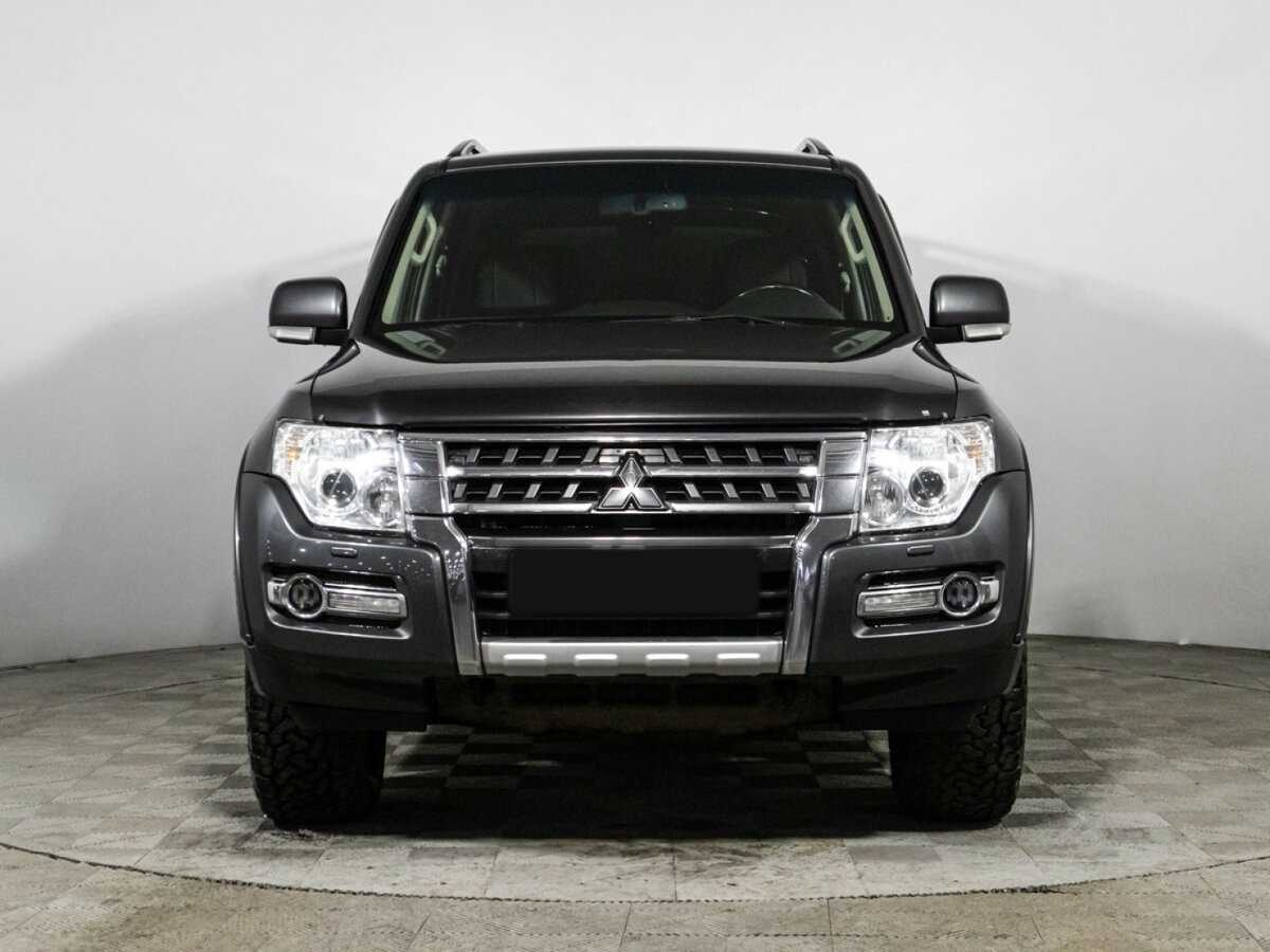 Купить Mitsubishi Pajero с пробегом. Фото: #1