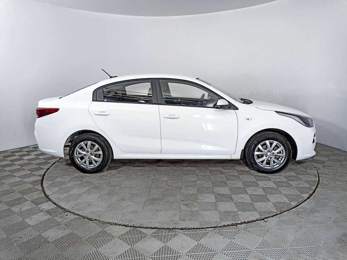 Купить Kia Rio с пробегом. Фото: #3