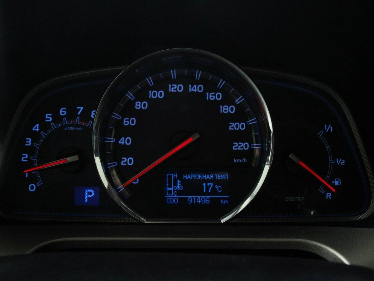 Купить Toyota RAV4 с пробегом. Фото: #8