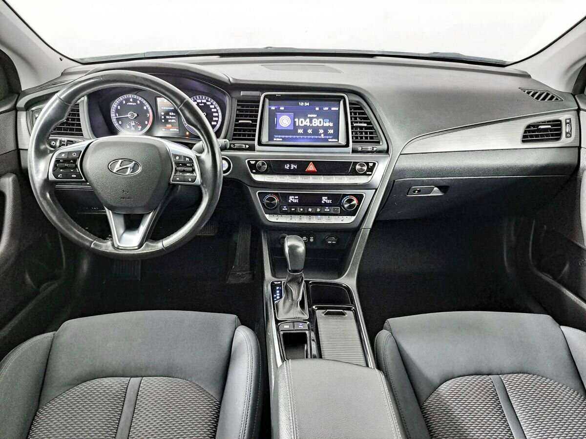 Купить Hyundai Sonata с пробегом. Фото: #11