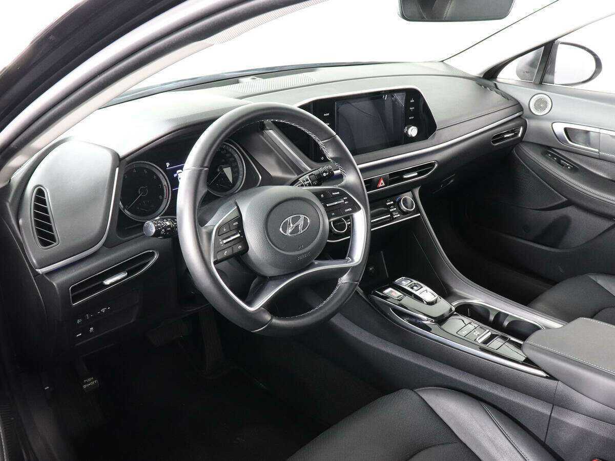 Купить Hyundai Sonata с пробегом. Фото: #8